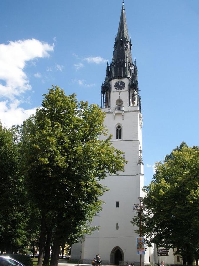 Apartman Ala Spišská Nová Ves Buitenkant foto